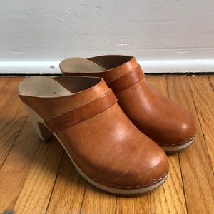 Swedish Hasbeens (floor sample) size 36